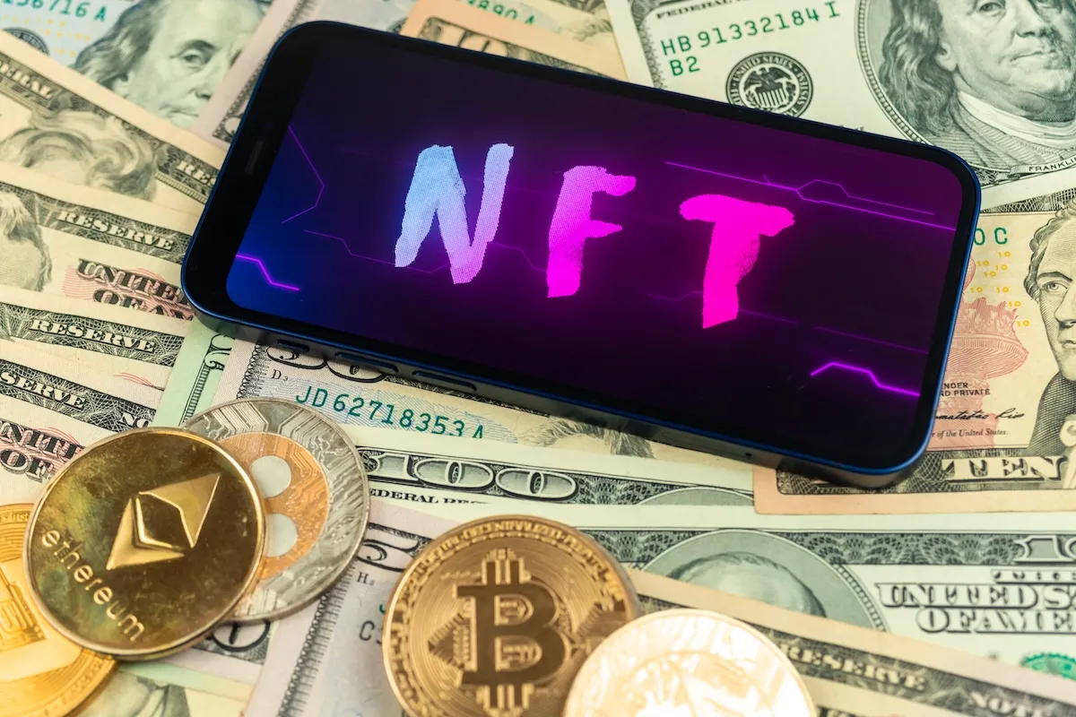 make-money-with-nft-non-fungible-token-future-crypto-art-crypto-currency-golden-coin-dollar-bills-background-photo (1)