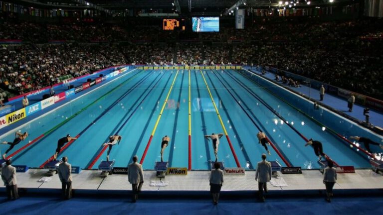 World Record Breaking Swimmers Receive NFTs